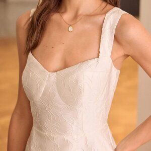 The White Sweetheart Neck Jacquard Midi Dress